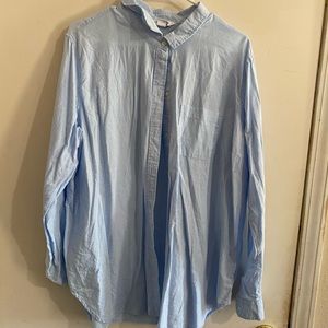 Button Down Light Wash Top Size XXL